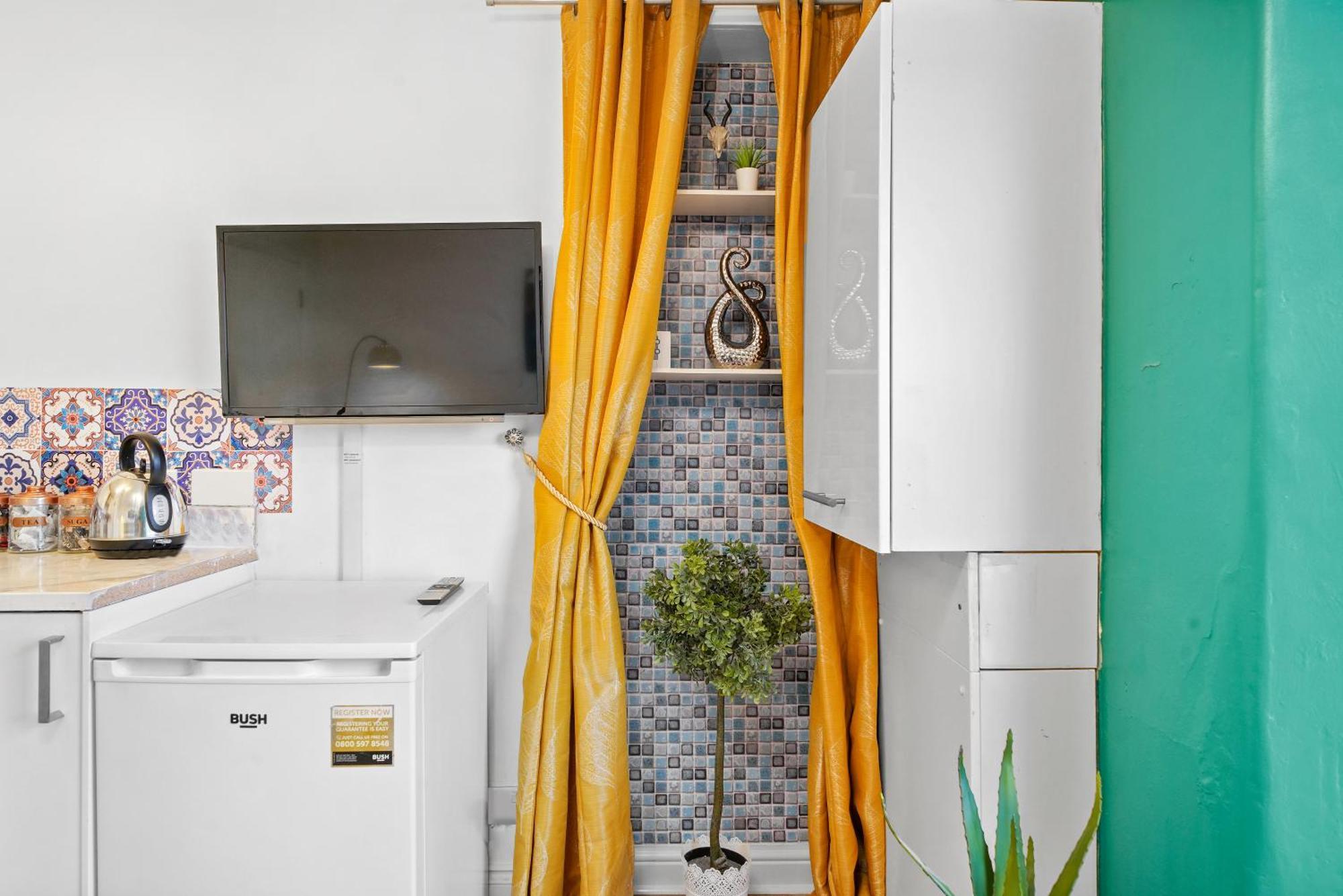 Cosy In - Sleeps 4 * Plymouth
