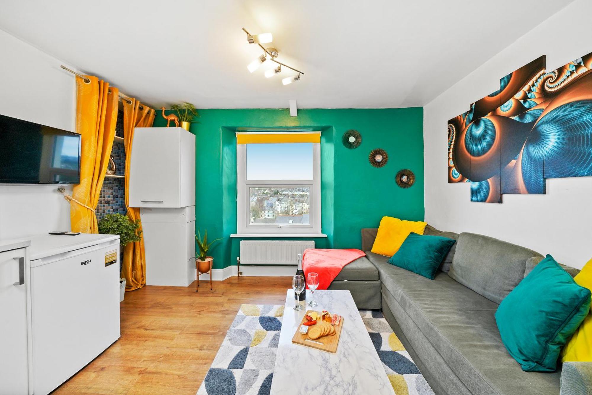 Cosy In - Sleeps 4